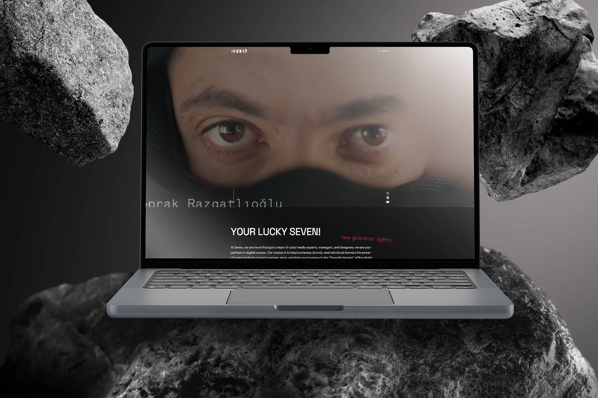  Custom Website & Interactive Presentation
